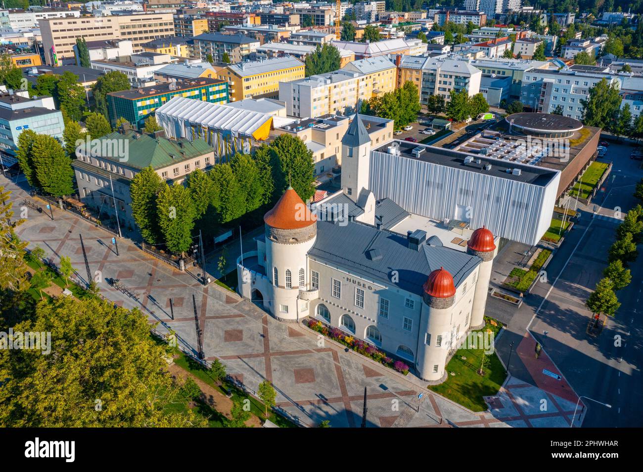 Panoramablick auf das Museum von Kuopio in Finnland. Stockfoto