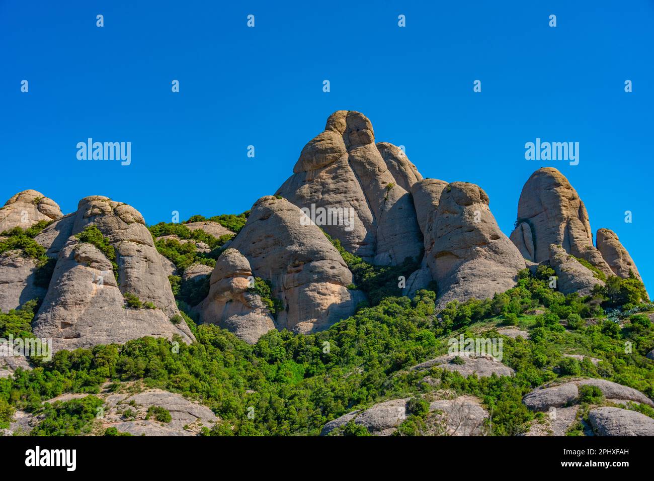 Felsformationen im Parc Natural de la Muntanya de Montserrat in Spanien. Stockfoto