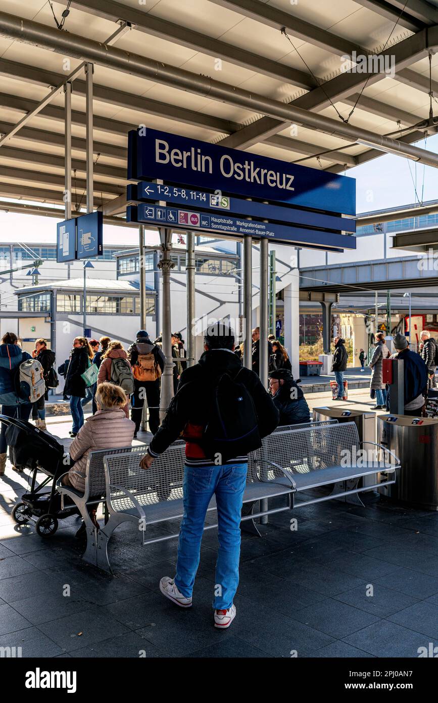 Bahnhof Ost Berlin Parking Kostet www.alamy.de