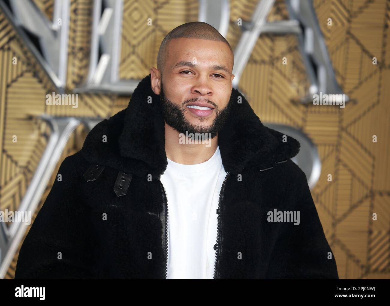 Chris Eubank Jr nimmt an der europäischen Premiere „Black Panther: Wakanda Forever“ Teil. (Foto: Fred Duval / SOPA Images/Sipa USA) Stockfoto