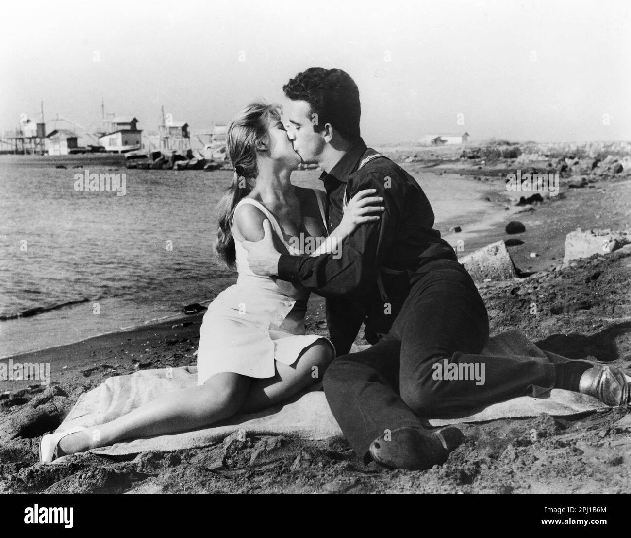 Marisa Allasio, Ettore Manni, Drehort des italienischen Films "arm aber schön", Italienisch: "Poveri Ma Belli", Titanus, Trans-Lux, 1957 Stockfoto