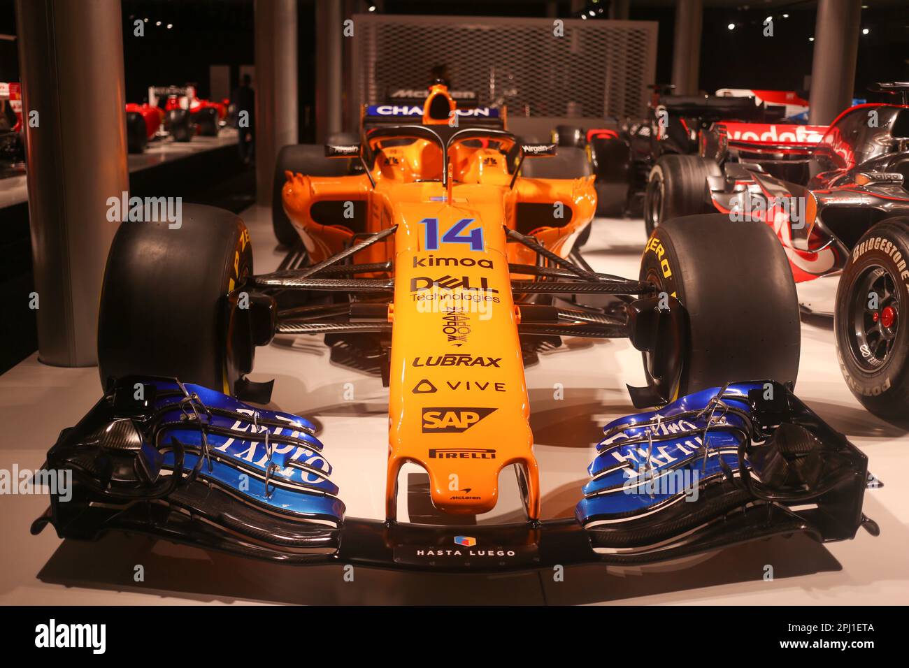 Cayes, Spanien, 30. März 2023: Der McLaren MCL33, mit dem er sich bei einem Besuch des Fernando Alonso Museums am 30. März 2023 im Fernando Alonso Museum and Circuit in Cayes, Spanien, von der Formel 1 verabschieden würde. Kredit: Alberto Brevers / Alamy Live News Stockfoto