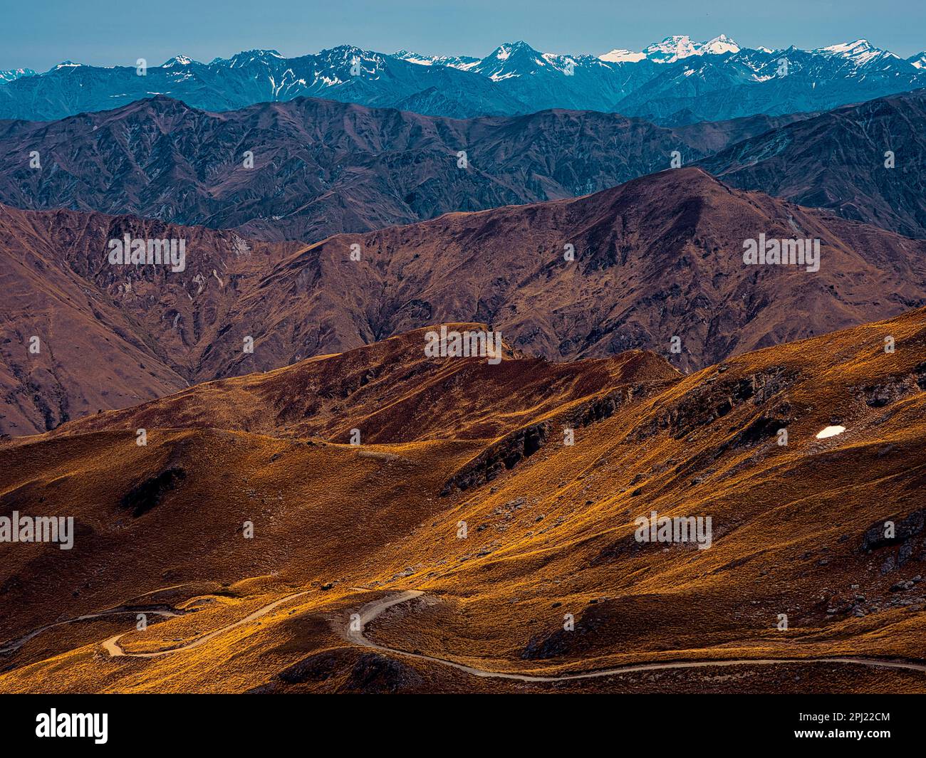 Vom Cardrona-Gipfel in die Harris-Berge Stockfoto