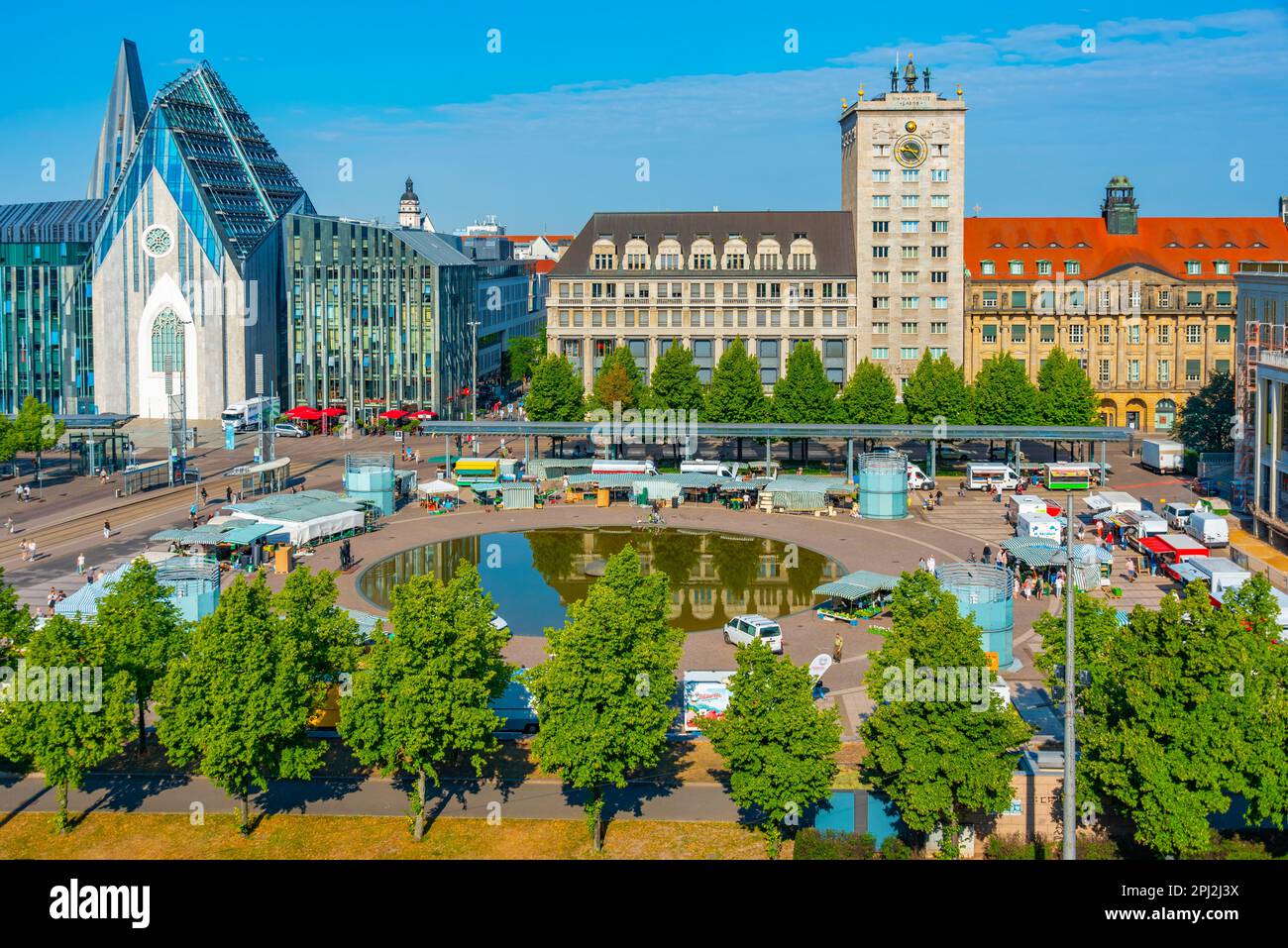 Leipzig, Deutschland, 9. August 2022: Augustusplatz in der deutschen Stadt Leipzig. Stockfoto