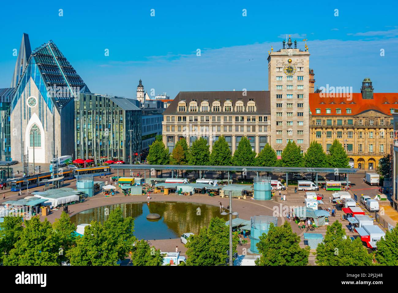 Leipzig, Deutschland, 9. August 2022: Augustusplatz in der deutschen Stadt Leipzig. Stockfoto