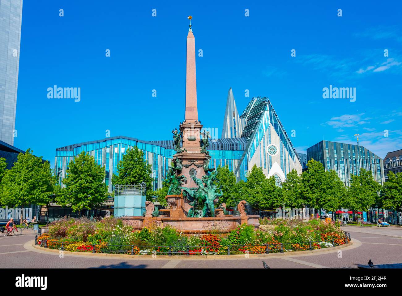 Leipzig, Deutschland, 9. August 2022: Blick auf den Mendebrunnen-Brunnen in der deutschen Stadt Leipzig. Stockfoto