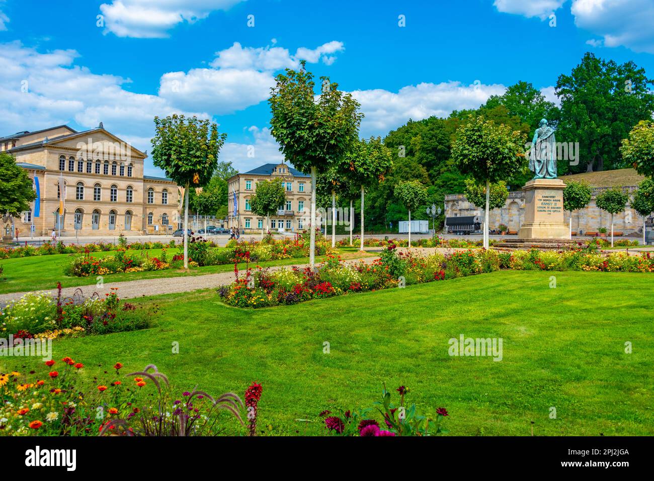 Coburg, Deutschland, 10. August 2022: Sommertag am Schlossplatz in Coburg. Stockfoto