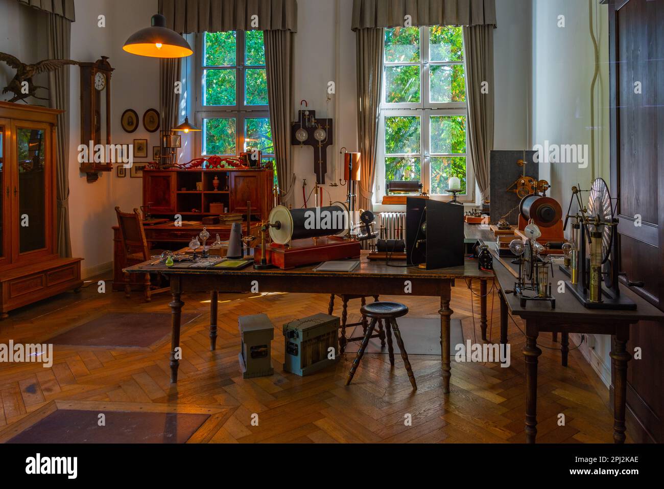 Würzburg, Deutschland, 12. August 2022: Röntgen-Gedenkstätte in der Altstadt von Würzburg. Stockfoto