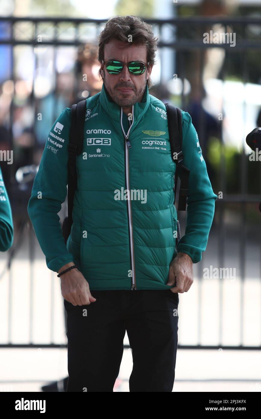 Albert Park, Melbourne, Victoria, Australien. 31. März 2023. FIA Formel-1-Weltmeisterschaft 2023 – Formel-1-Rolex-Grand Prix Australian – Fernando Alonso aus Spanien fährt während der FIA Formel-1-Weltmeisterschaft 2023 um Aston Martin Aramco Cognizant F1 – Bildgutschrift: brett keating/Alamy Live News Stockfoto