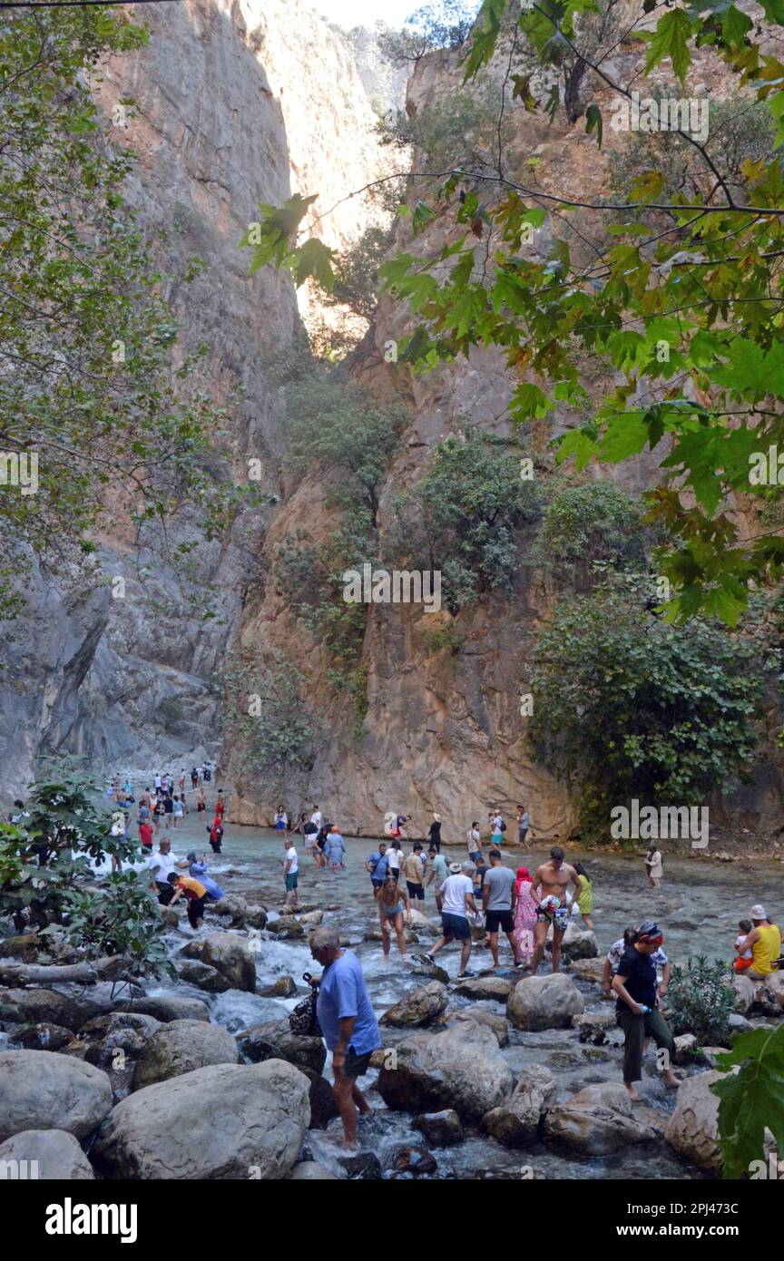 Türkei, Antalya, Lycia: Saklikent - Ort eines tiefen Canyons, der etwa auf halber Strecke zwischen Patara und Fethiye liegt und dessen Mauern sich 3 m vertikal erheben Stockfoto