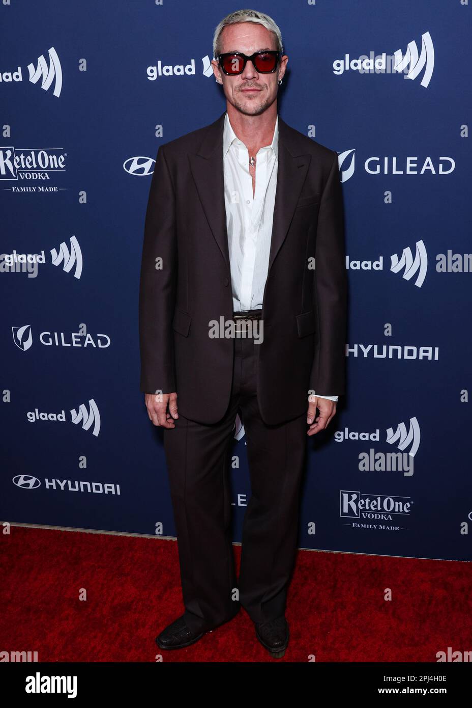 BEVERLY HILLS, LOS ANGELES, KALIFORNIEN, USA - MÄRZ 30: Der amerikanische DJ- und Musikproduzent Diplo (Thomas Wesley Pentz) trifft am 30. März 2023 bei den alljährlichen GLAAD Media Awards 34. Los Angeles im Beverly Hilton Hotel in Beverly Hills, Los Angeles, Kalifornien, USA ein. (Foto von Xavier Collin/Image Press Agency) Stockfoto