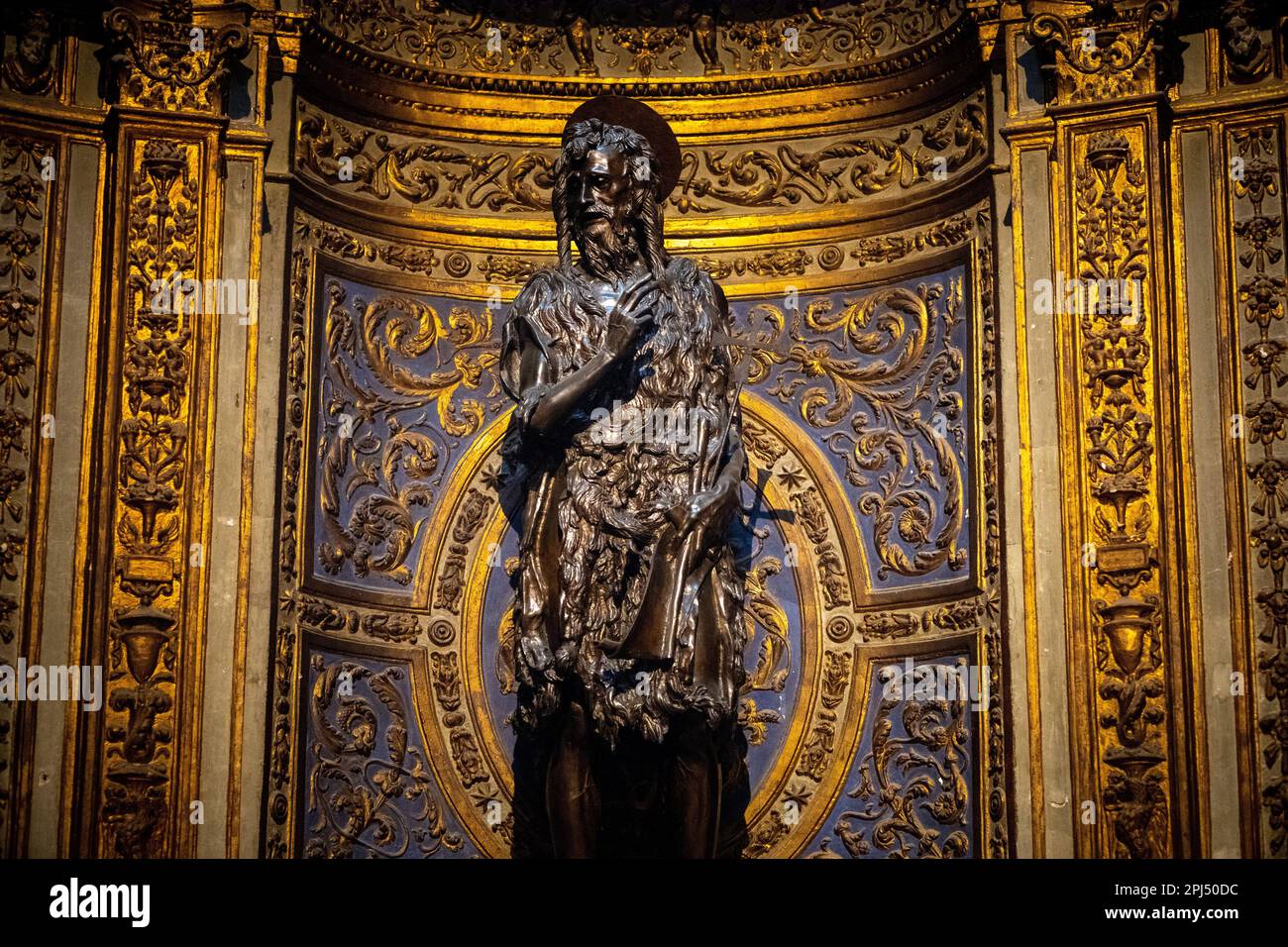 Donatellos Statue des Johannes des Täufers in der Kathedrale von Siena, Italien Stockfoto