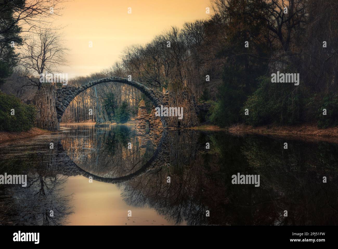 Rakotz-Brücke, Gablenz, Oberlusatien, Sachsen, Deutschland Stockfoto