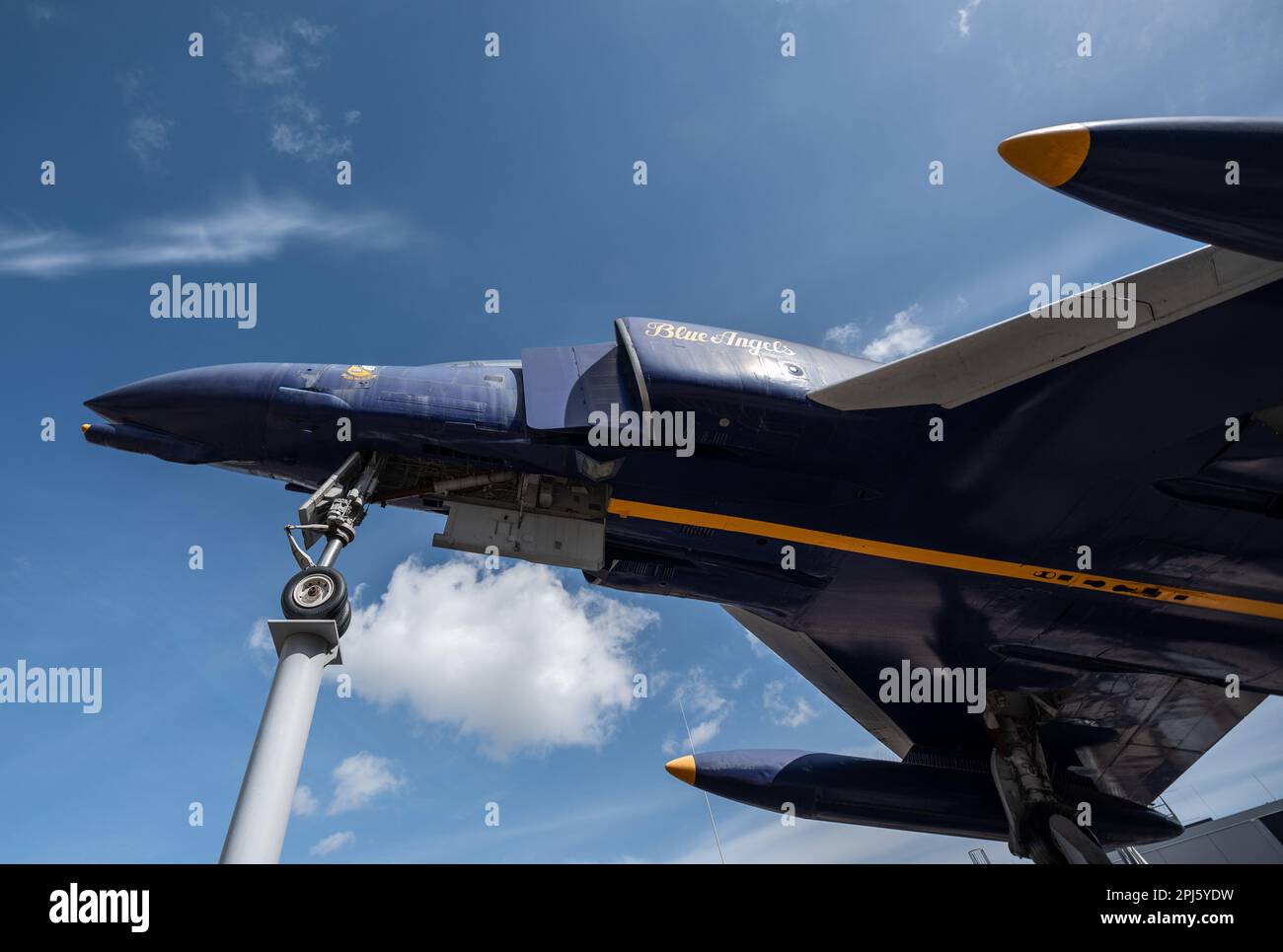 Flugzeuge und Raumfahrzeuge aus dem Speyer Technik Museum Flugzeuge und Space Shuttle Buran-Technik Museum Speyer Stockfoto
