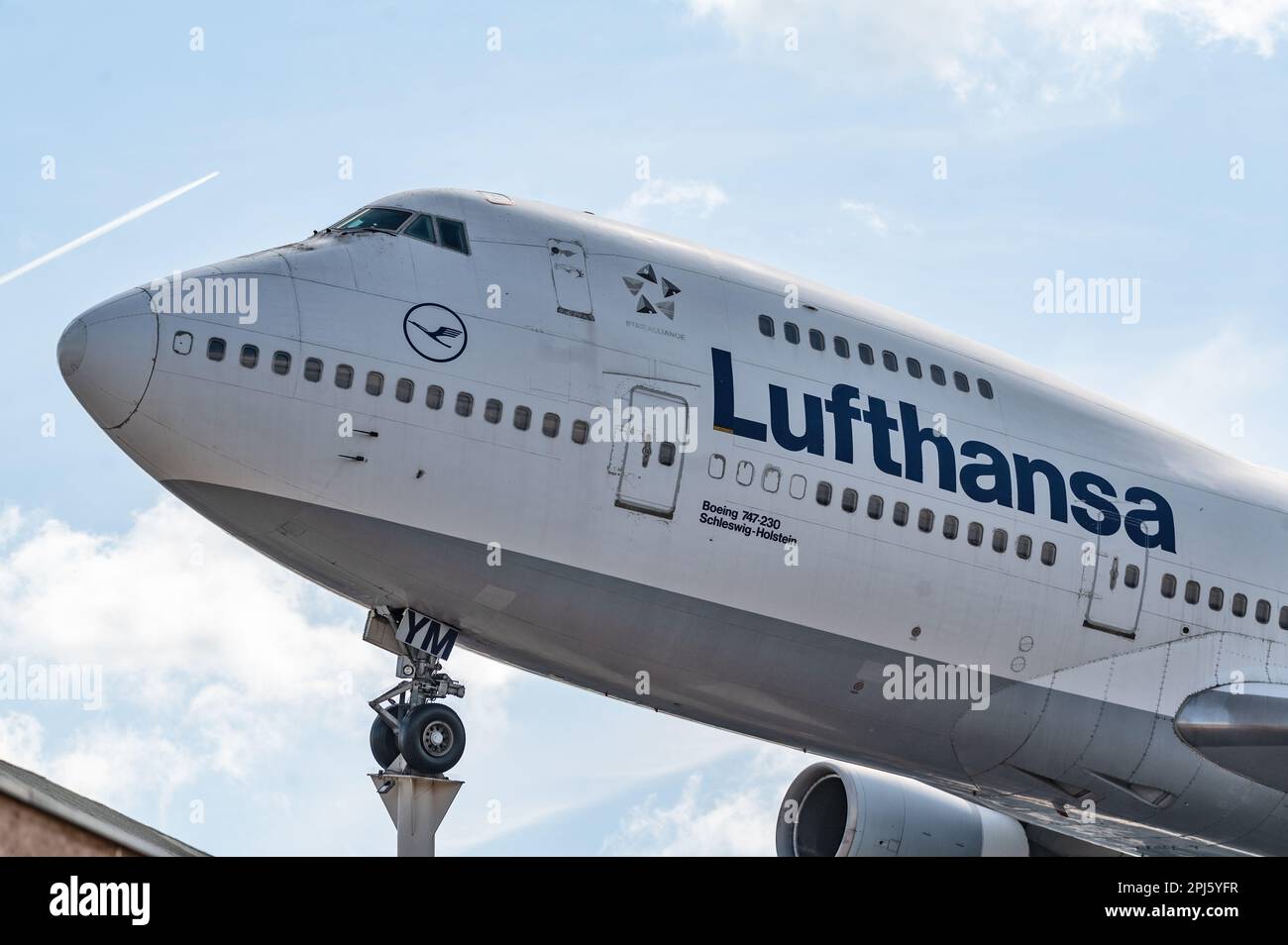 Flugzeuge und Raumfahrzeuge aus dem Speyer Technik Museum Flugzeuge und Space Shuttle Buran-Technik Museum Speyer Stockfoto