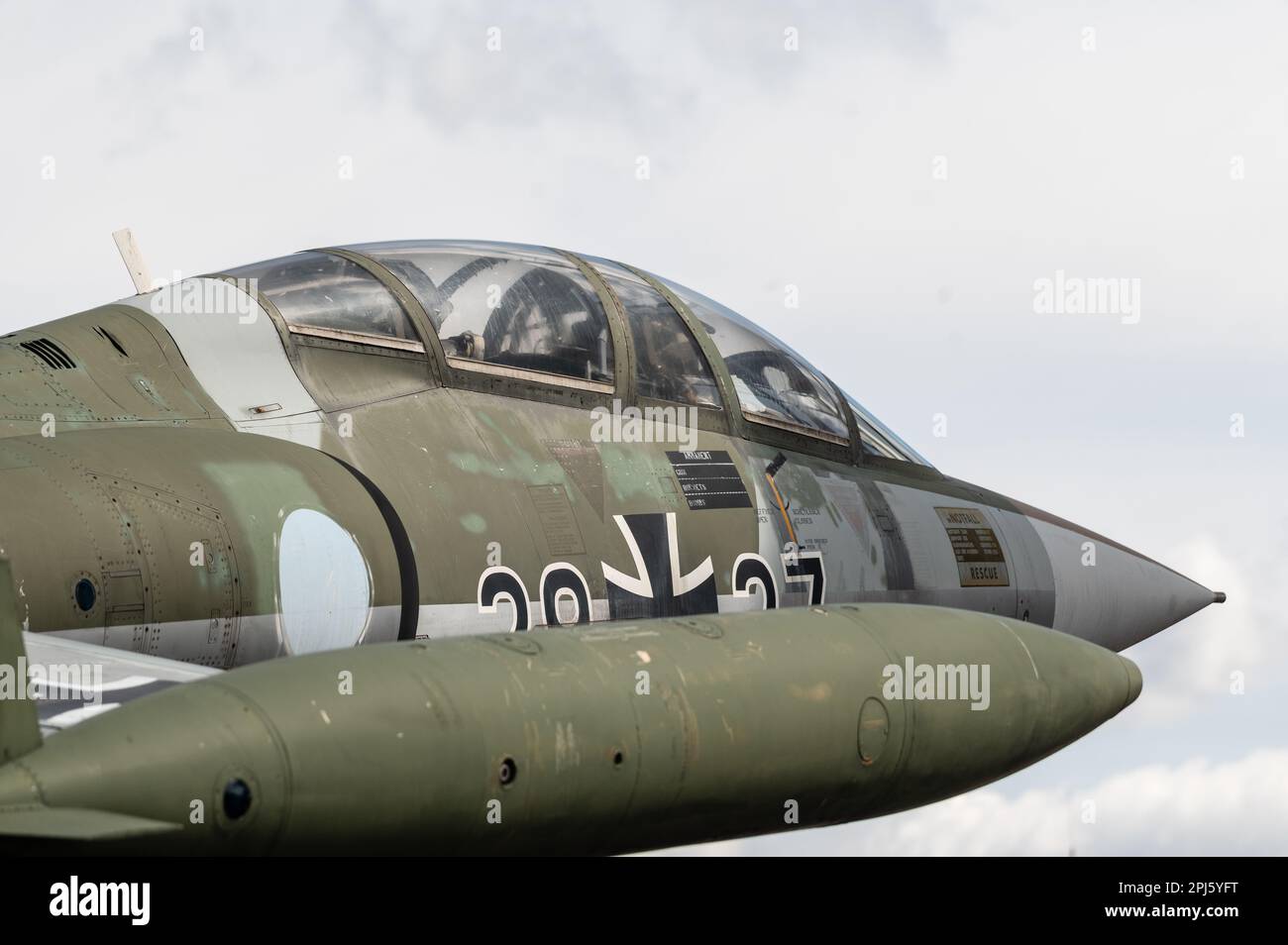 Flugzeuge und Raumfahrzeuge aus dem Speyer Technik Museum Flugzeuge und Space Shuttle Buran-Technik Museum Speyer Stockfoto