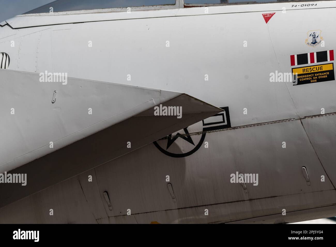 Flugzeuge und Raumfahrzeuge aus dem Speyer Technik Museum Flugzeuge und Space Shuttle Buran-Technik Museum Speyer Stockfoto