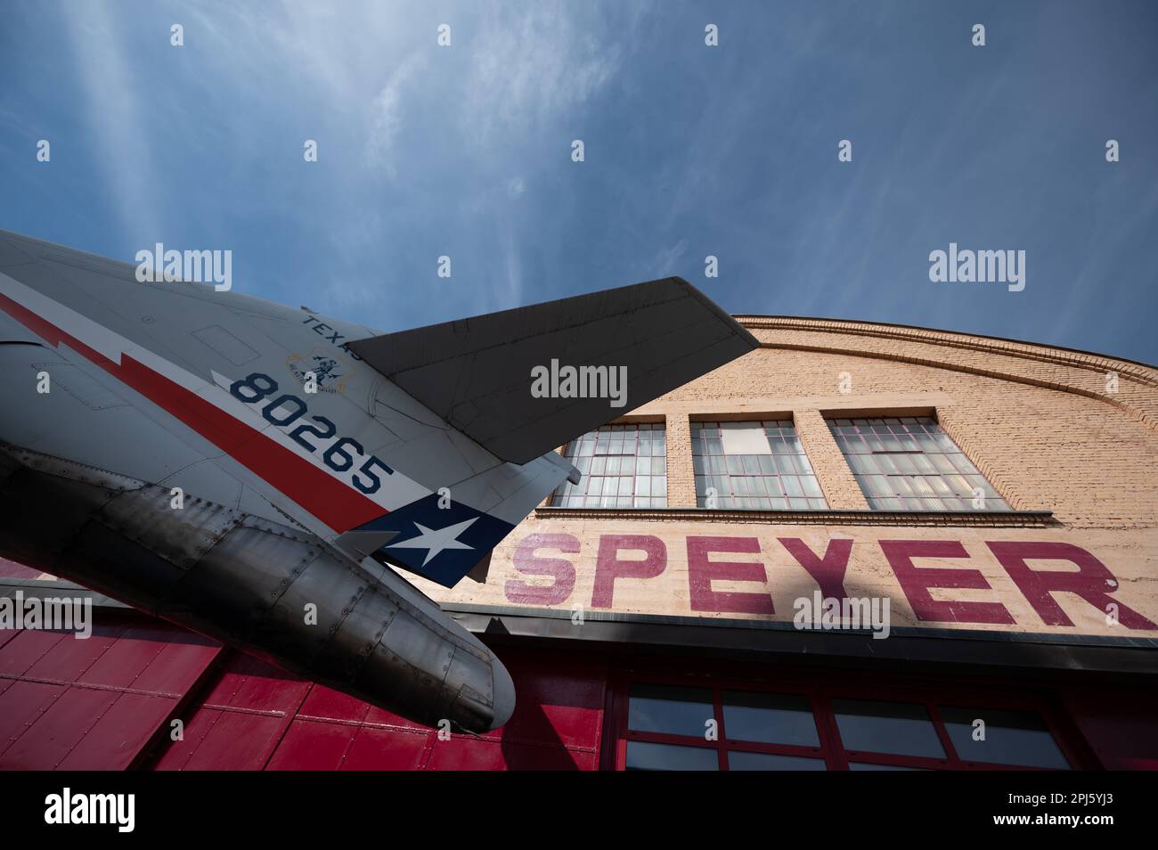 Flugzeuge und Raumfahrzeuge aus dem Speyer Technik Museum Flugzeuge und Space Shuttle Buran-Technik Museum Speyer Stockfoto