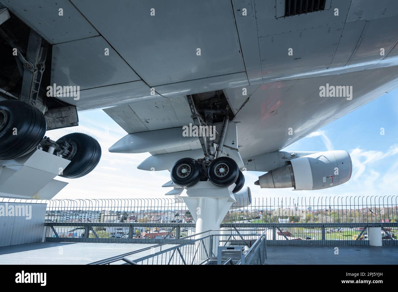 Flugzeuge und Raumfahrzeuge aus dem Speyer Technik Museum Flugzeuge und Space Shuttle Buran-Technik Museum Speyer Stockfoto