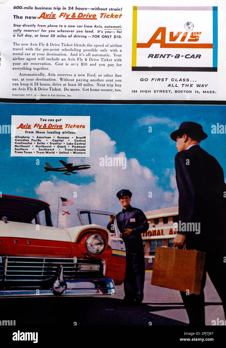 Avis Fly & Drive Ticket, Autovermietung in einer Zeitschrift NatGeo, Mai 1957 Stockfoto