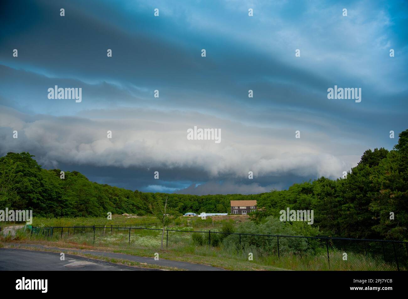 Tornado warnte vor Gewitter in Cape Cod, Massachusetts Stockfoto