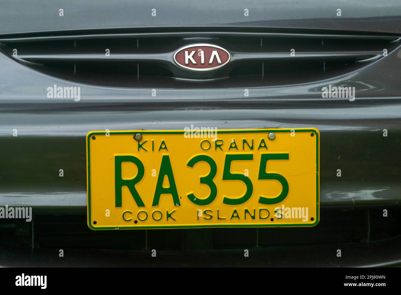 Ein Autokennzeichen mit Kia Orana, Welcome, auf der Insel Rarotonga, Cook Islands, Südpazifik. Stockfoto