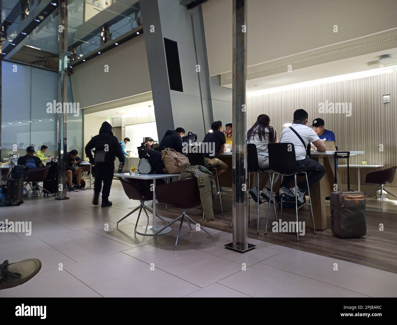 Seemanns-Lounge im internationalen Flughafen Doha, kostenlose Flughafenlounge für Seeleute, Einrichtungen für Seeleute, Stockfoto