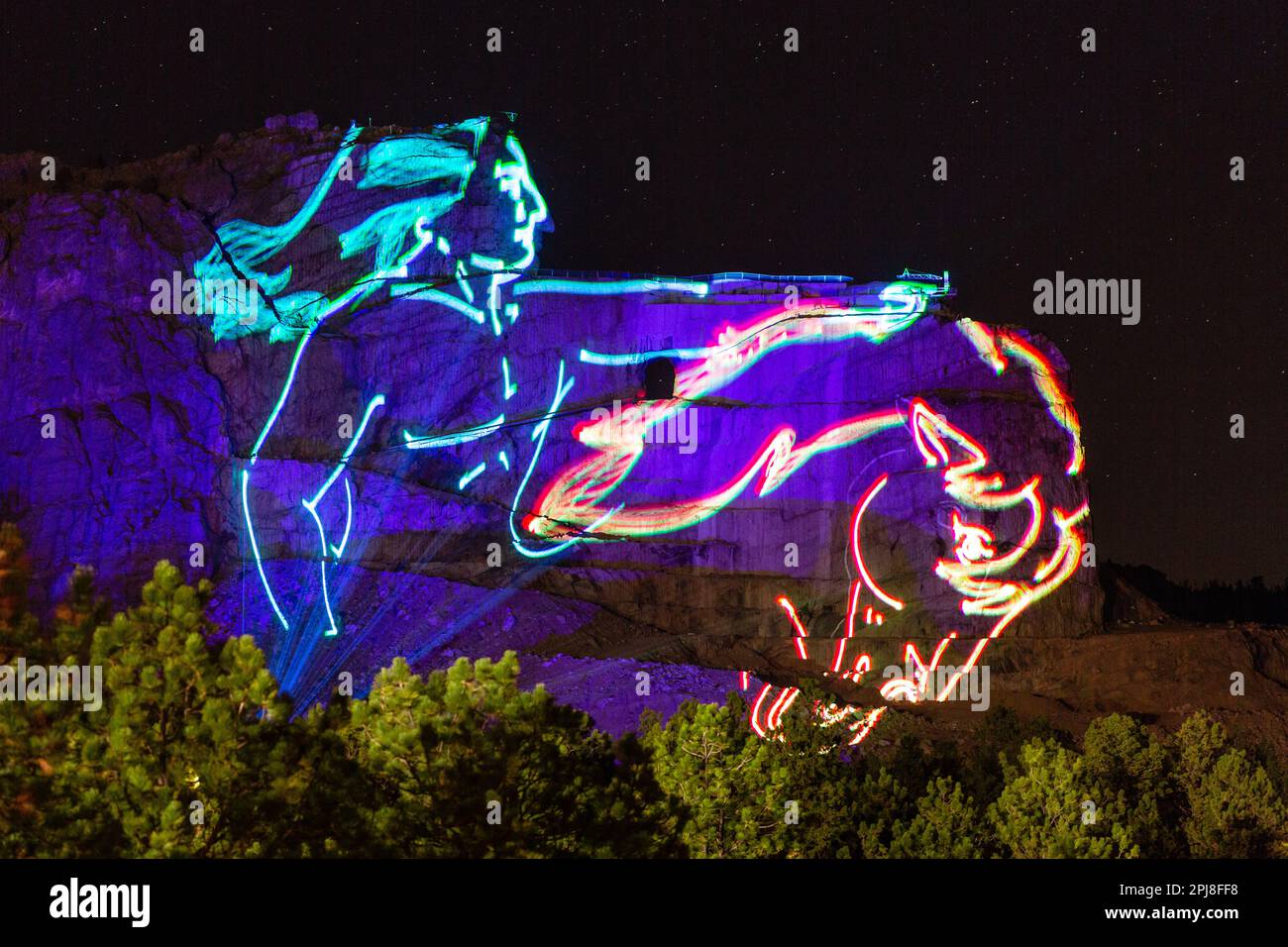 Crazy Horse Memorial Lasershow, Black Hills, South Dakota, Vereinigte Staaten von Amerika Stockfoto