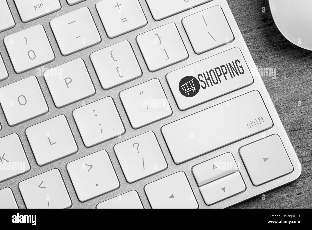 Online-Shop. Schaltfläche mit WORTSCHATZ auf der Computertastatur, Draufsicht Stockfoto