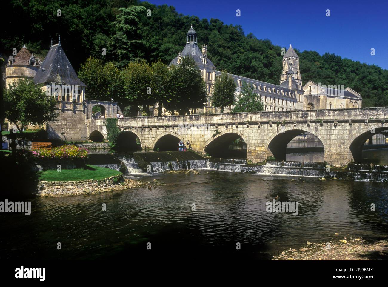 PONT COUDE BRANTOME ABTEI FLUSS DRONNE BRANTOME PERIGORD BLANC FRANKREICH Stockfoto