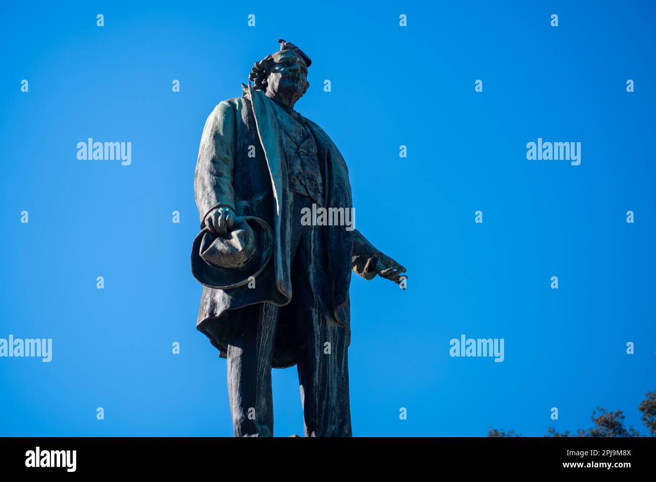 Statue von Ubaldino Peruzzi, erster Bürgermeister von Florenz, von Augusto Rivalta auf der Piazza dell'Indipendenza in Florenz Stockfoto