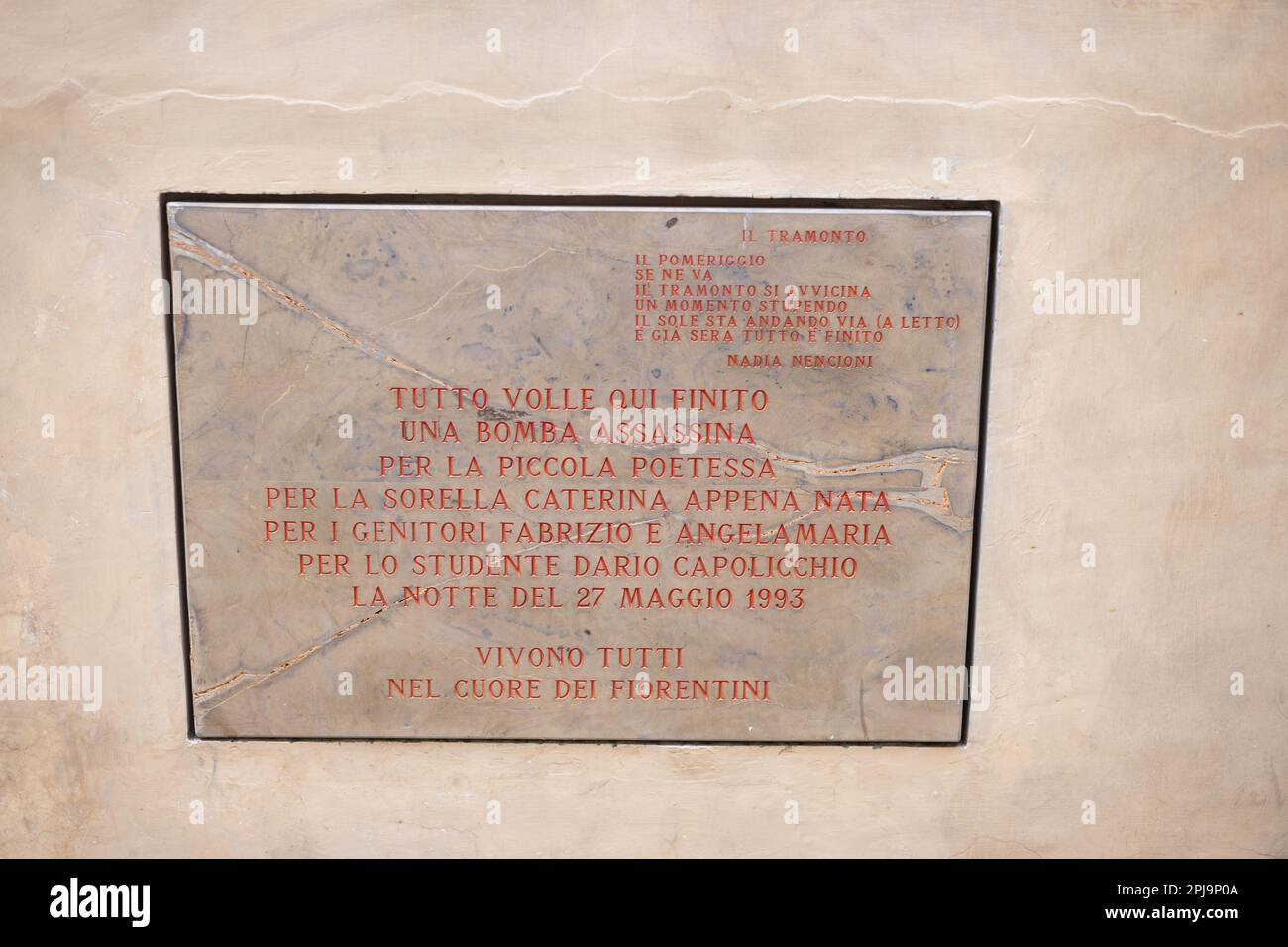 Albero della Pace (Baum des Friedens) eine Gedenkstätte an der Stelle, an der eine Autobombe der Mafia am 27. Mai 1993 explodierte und fünf Menschen tötete. Das Ziel waren die Uffizien. Stockfoto