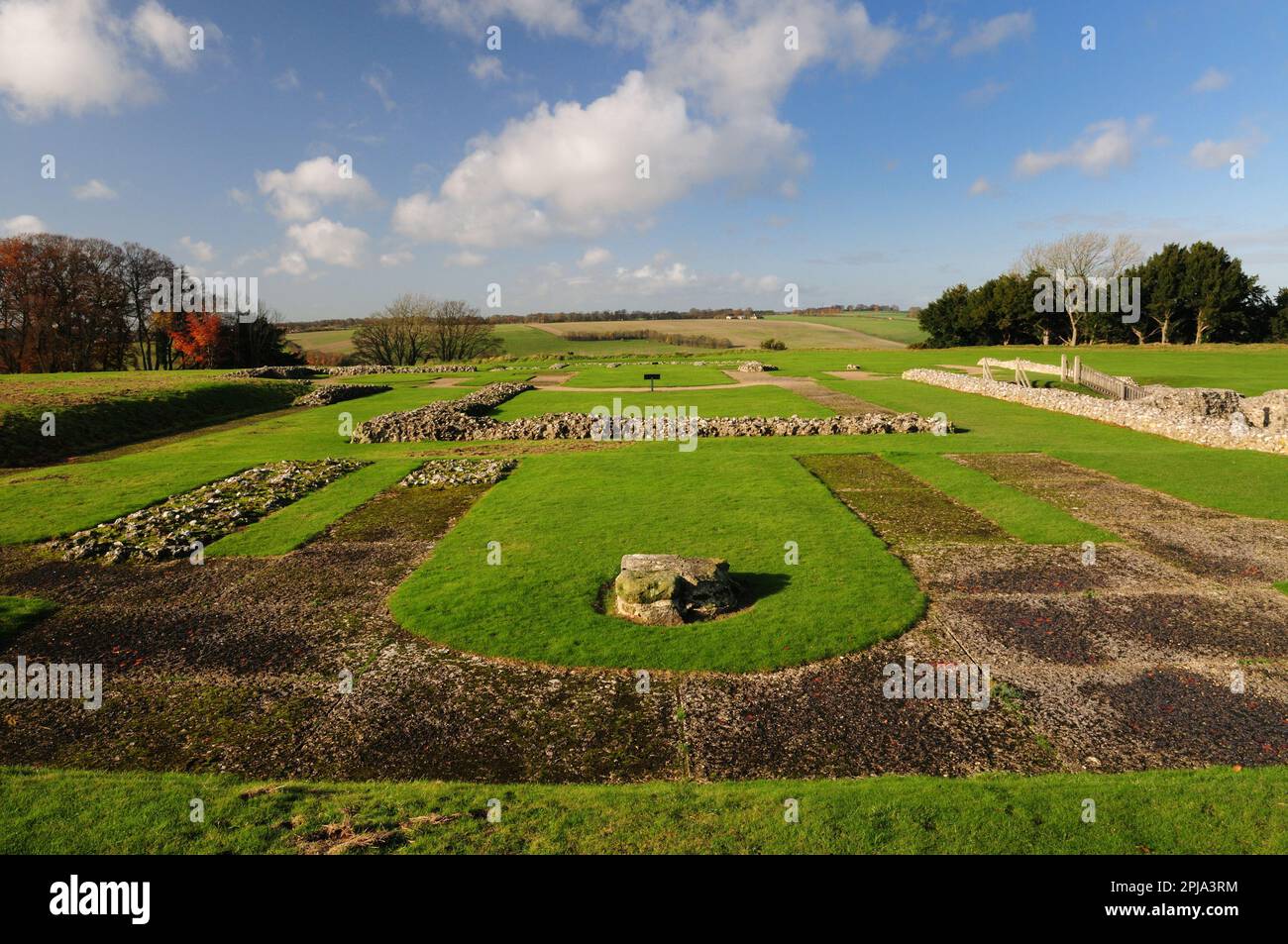 Die Ruinen der Old Sarum Kathedrale in Salisbury, Wiltshire. Stockfoto