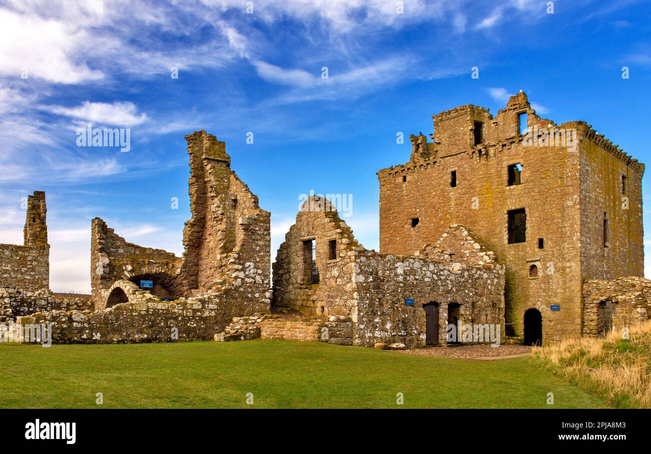 Dunnottar Castle, Stonehaven, Aberdeenshire, das Keep Storehouse und die Smithy Stockfoto