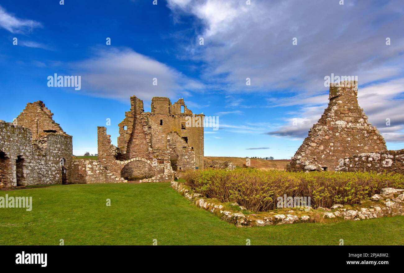 Dunnottar Castle Stonehaven Aberdeenshire, die Stables Smithy Keep und Watertons Lodging Stockfoto