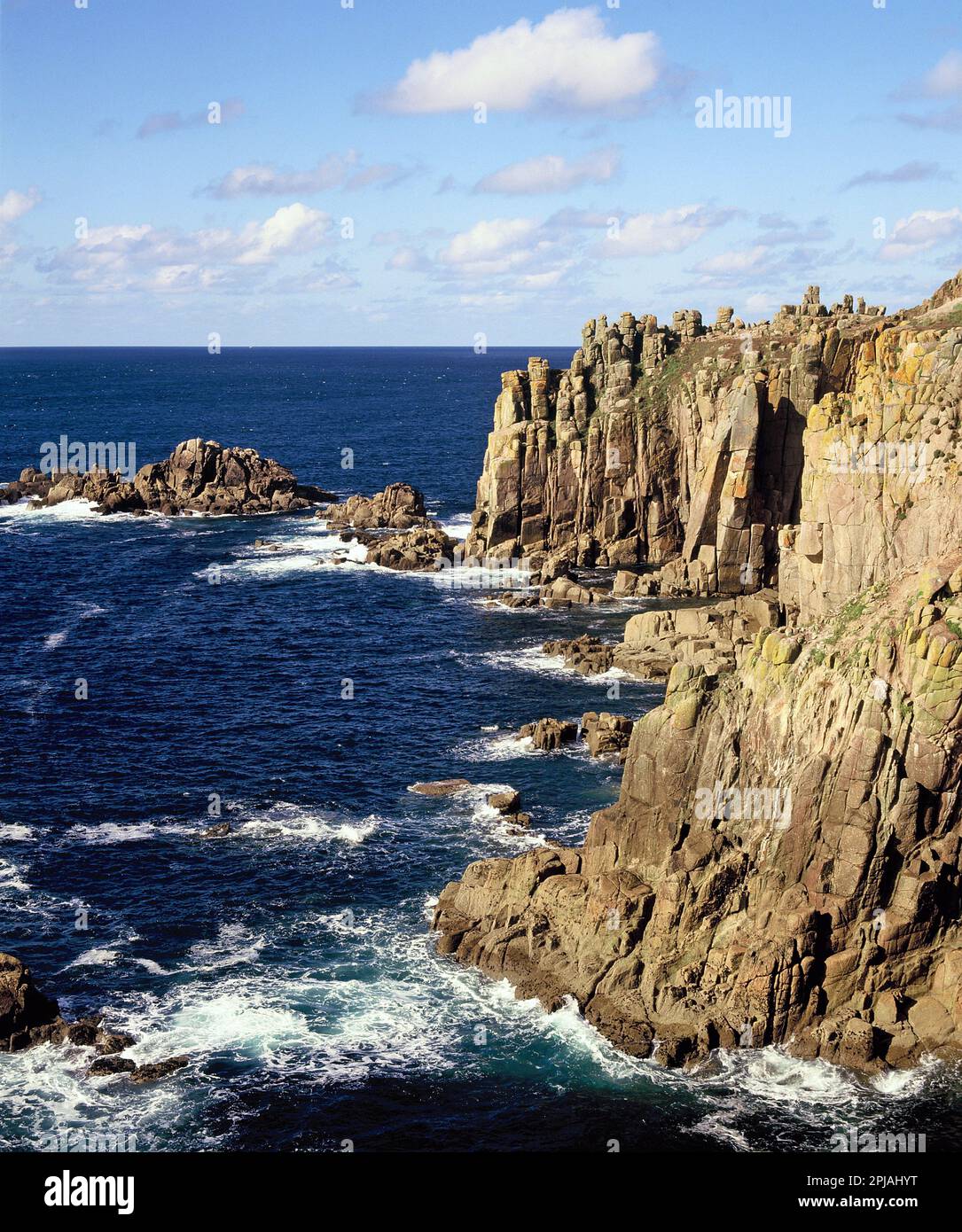 Großbritannien, England. Cornwall. Landklippen. Stockfoto