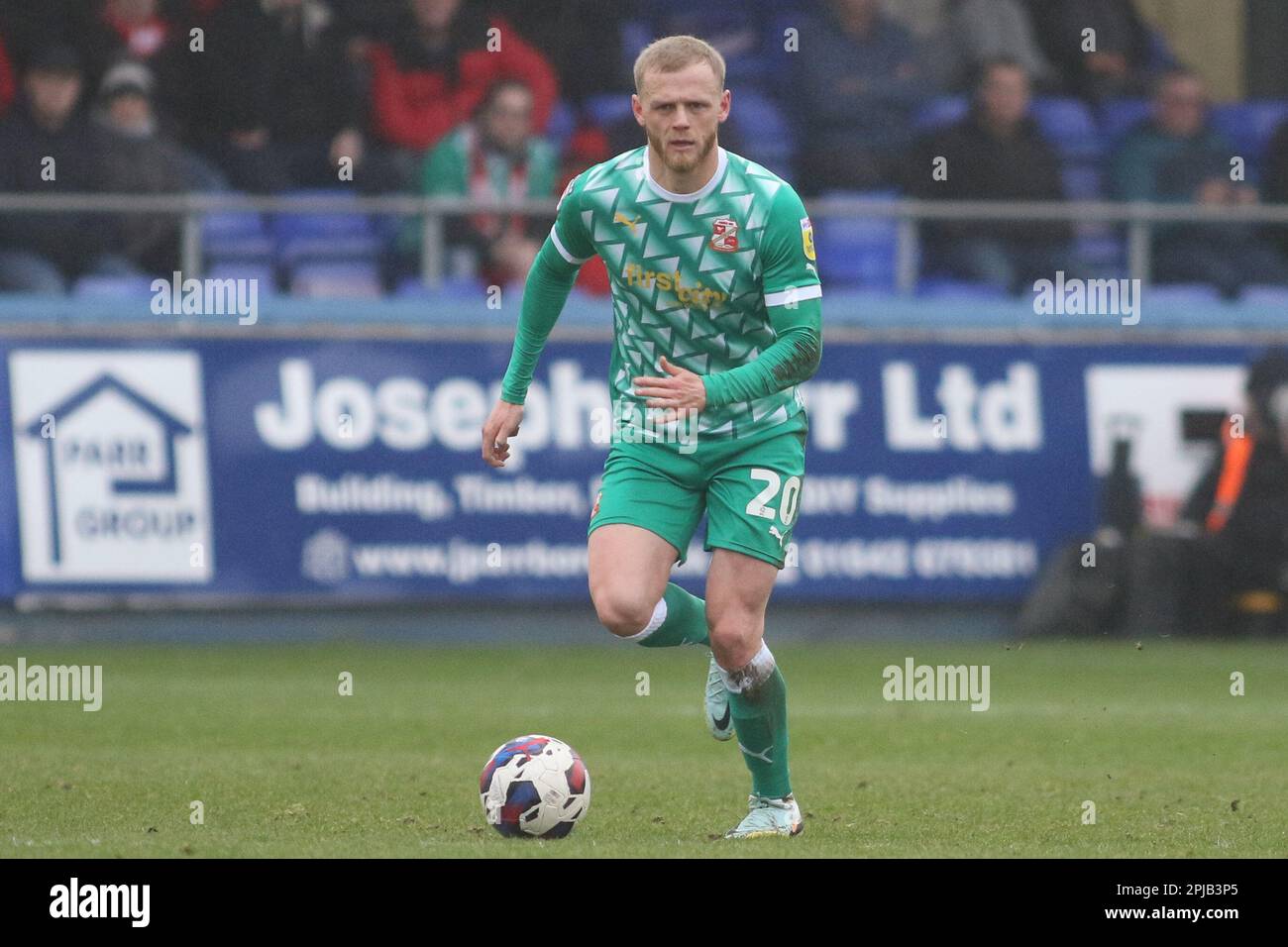 Frazer Blake-Tracy von Swindon Town während des Spiels der Sky Bet League 2 zwischen Hartlepool United und Swindon Town im Victoria Park, Hartlepool, am Samstag, den 1. April 2023. (Foto: Michael Driver | MI News) Guthaben: MI News & Sport /Alamy Live News Stockfoto