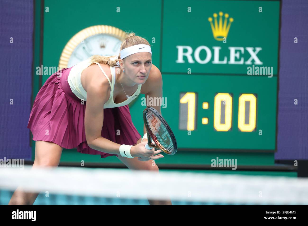 MIAMI GARDENS, FLORIDA - 31. MÄRZ: Petra Kvitova aus der Tschechischen Republik feiert ihren Sieg über Sorana Cirstea von Rumänien im Halbfinale der Frauen-Singles bei den Miami Open im Hard Rock Stadium am 31. März 2023 in Miami Gardens, Florida. Menschen: Petra Kvitova Kredit: Storms Media Group/Alamy Live News Stockfoto