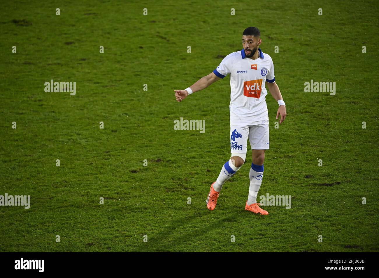 Seraing, Belgien. 01. April 2023. Gents Tarik Tissoudali wird während eines Fußballspiels zwischen dem RFC Seraing und KAA Gent am Samstag, den 01. April 2023 in Seraing, am 31. Tag der ersten Division der belgischen Meisterschaft „Jupiler Pro League“ von 2022-2023 gezeigt. BELGA FOTO JOHN THYS Kredit: Belga News Agency/Alamy Live News Stockfoto