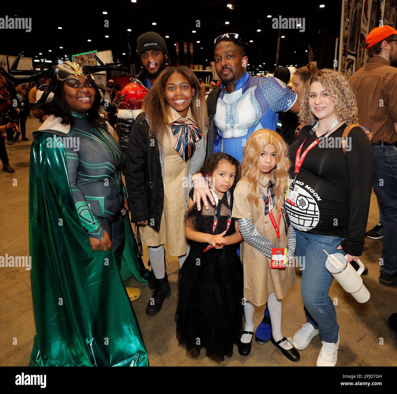 Chicago, Illinois, USA. 1. April 2023. Die Chicago Comic & Entertainment Expo in Chicago, Il, vom 31. März bis 2. April im McCormick Place South ist die größte Pop-Kultur-Convention im Mittleren Westen. Es ist die Heimat für gute und geeky Zeiten für Fans von Comics, Cosplay, Videospielen, Anime, TV-Shows, Filme, Bücher, Wrestling und Comedy. An dieser 3-tägigen Veranstaltung nehmen 20.000 bis 30.000 Teilnehmer Teil. (Kreditbild: © Pat A. Robinson/ZUMA Press Wire) NUR REDAKTIONELLE VERWENDUNG! Nicht für den kommerziellen GEBRAUCH! Stockfoto