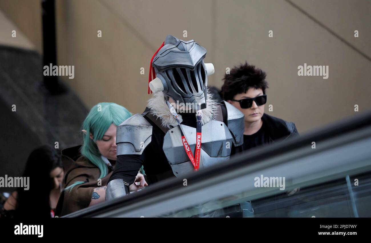 Chicago, Illinois, USA. 1. April 2023. Die Chicago Comic & Entertainment Expo in Chicago, Il, vom 31. März bis 2. April im McCormick Place South ist die größte Pop-Kultur-Convention im Mittleren Westen. Es ist die Heimat für gute und geeky Zeiten für Fans von Comics, Cosplay, Videospielen, Anime, TV-Shows, Filme, Bücher, Wrestling und Comedy. An dieser 3-tägigen Veranstaltung nehmen 20.000 bis 30.000 Teilnehmer Teil. (Kreditbild: © Pat A. Robinson/ZUMA Press Wire) NUR REDAKTIONELLE VERWENDUNG! Nicht für den kommerziellen GEBRAUCH! Stockfoto