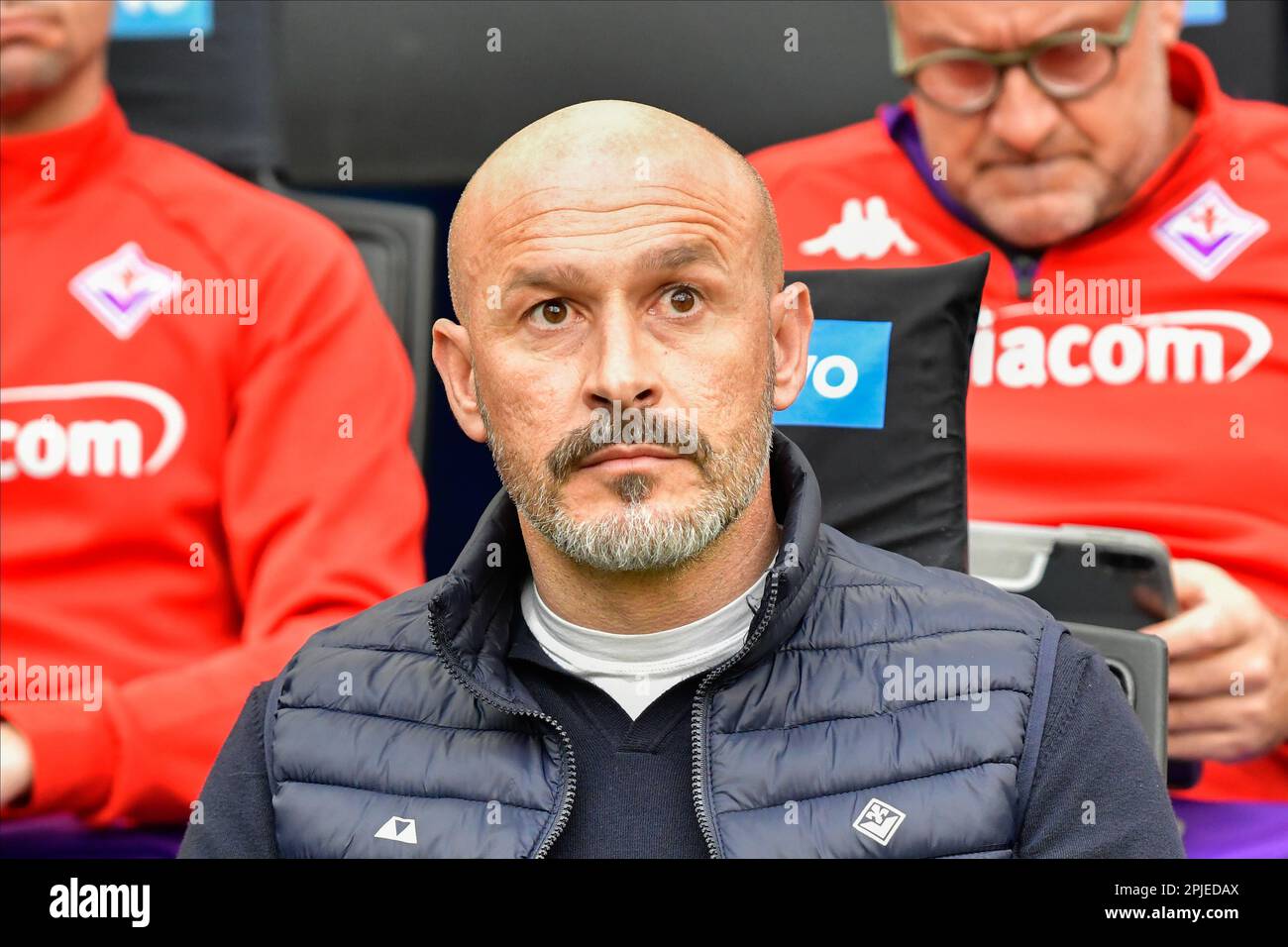 Mailand, Italien. 01. April 2023. Cheftrainer Vincenzo Italiano von Fiorentina in der Serie A zwischen Inter und Fiorentina im Giuseppe Meazza in Mailand. (Foto: Gonzales Photo/Alamy Live News Stockfoto