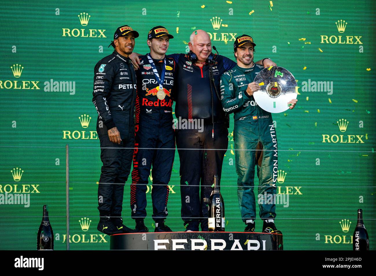 Melbourne, Australien. 02. April 2023. firo : 2. April 2023, Motorsport, Formel 1, Formel 1, Staffel 2023, Australian Grand Prix, Formel 1 Rolex Grand Prix 2023, 3. Runde der Formel-1-Weltmeisterschaft 2023, auf dem Albert Park Circuit, in Melbourne, Australien, das Rennen, VERSTAPPEN Max (Ned), Red Bull Racing RB19, Portrait HAMILTON Lewis (gbr), Mercedes AMG F1 Team W14, Portrait ALONSO Fernando (Spa), Aston Martin F1 Team AMR23, Portrait Podium Credit: dpa/Alamy Live News Stockfoto