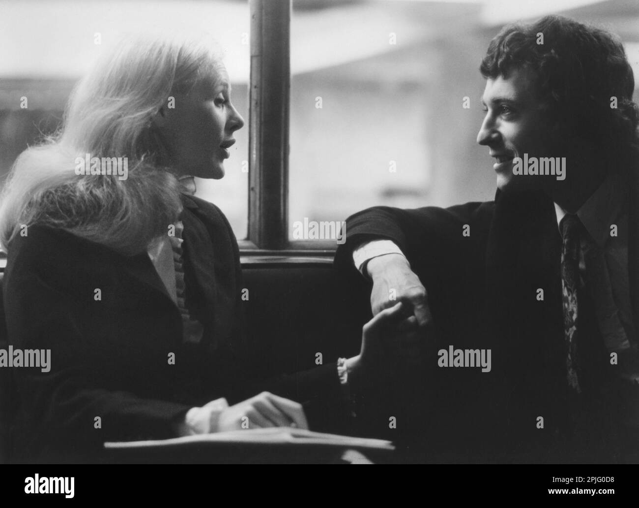 Shirley Knight, Robert Powell, Filmset, „Secrets“, USA-Titel: „Quadrangle“, Satori-Filme, AVCO-Botschaftsbilder, 1971 Stockfoto