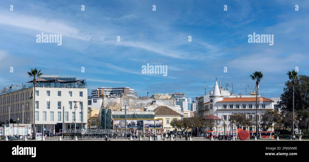 Das Hafengebiet der Stadt Faro in Portugal. Stockfoto
