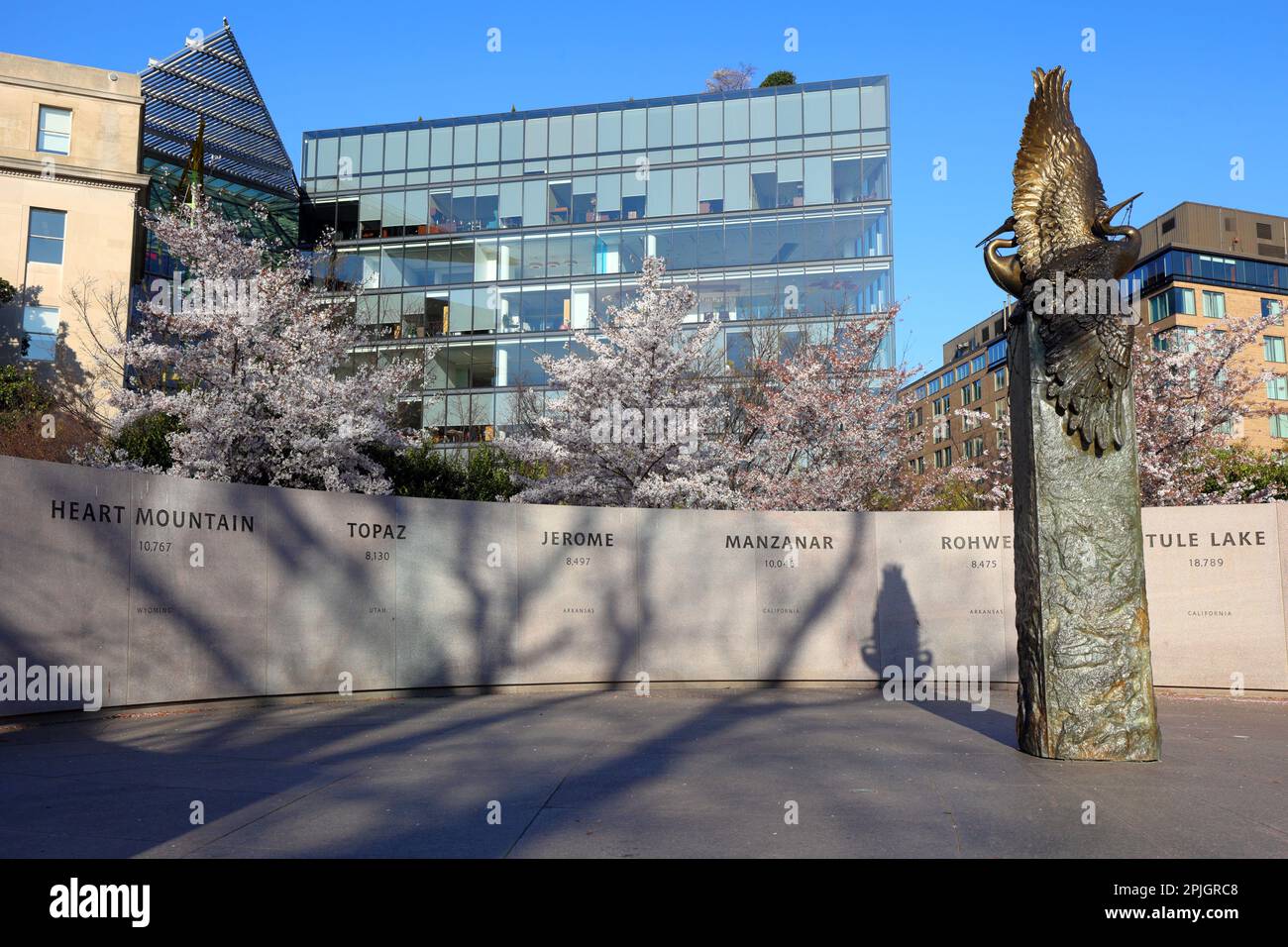 Japanisches amerikanisches Denkmal für Patriotismus während des Zweiten Weltkriegs, Washington, DC. Die Gedenkstätte reflektiert das Erbe der Konzentrationslager (siehe Info Stockfoto