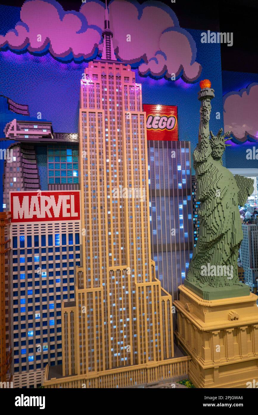 LEGO Toy Store, Rockefeller Center, 2023, NYC, USA Stockfoto