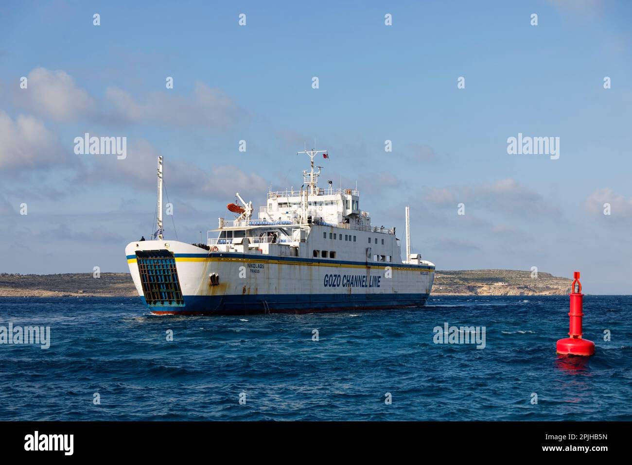 Cirkewwa, Malta. 21. März 2023. Die Fähre der Gozo Channel Line überquert den GozoKanal von