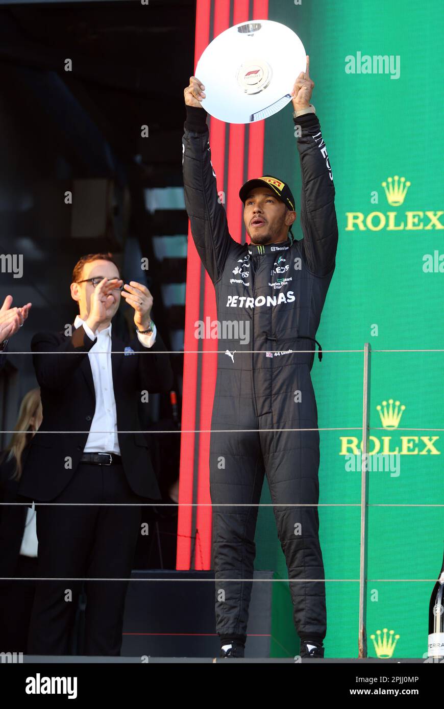 Melbourne, Australien. 03. April 2023. MELBOURNE, Australien, 2. APRIL 2023; #44, Lewis HAMILTON, GBR, Mercedes AMG F1 Team, PODIUM, Nächstplatzierter, AUSTRALIAN Formula One Grand Prix am 2. April 2023, Albert Park - Melbourne, FIA Formula1 World Championship, Raceday, Formel 1 Rennen in Australien, Motorsport, F1 GP, Honorarpflichtiges Foto, gebührenpflichtiges Bild, Copyright © Clay CROSS/ATP images (CROSS Clay/ATP/SPP) Kredit: SPP Sport Press Photo. Alamy Live News Stockfoto
