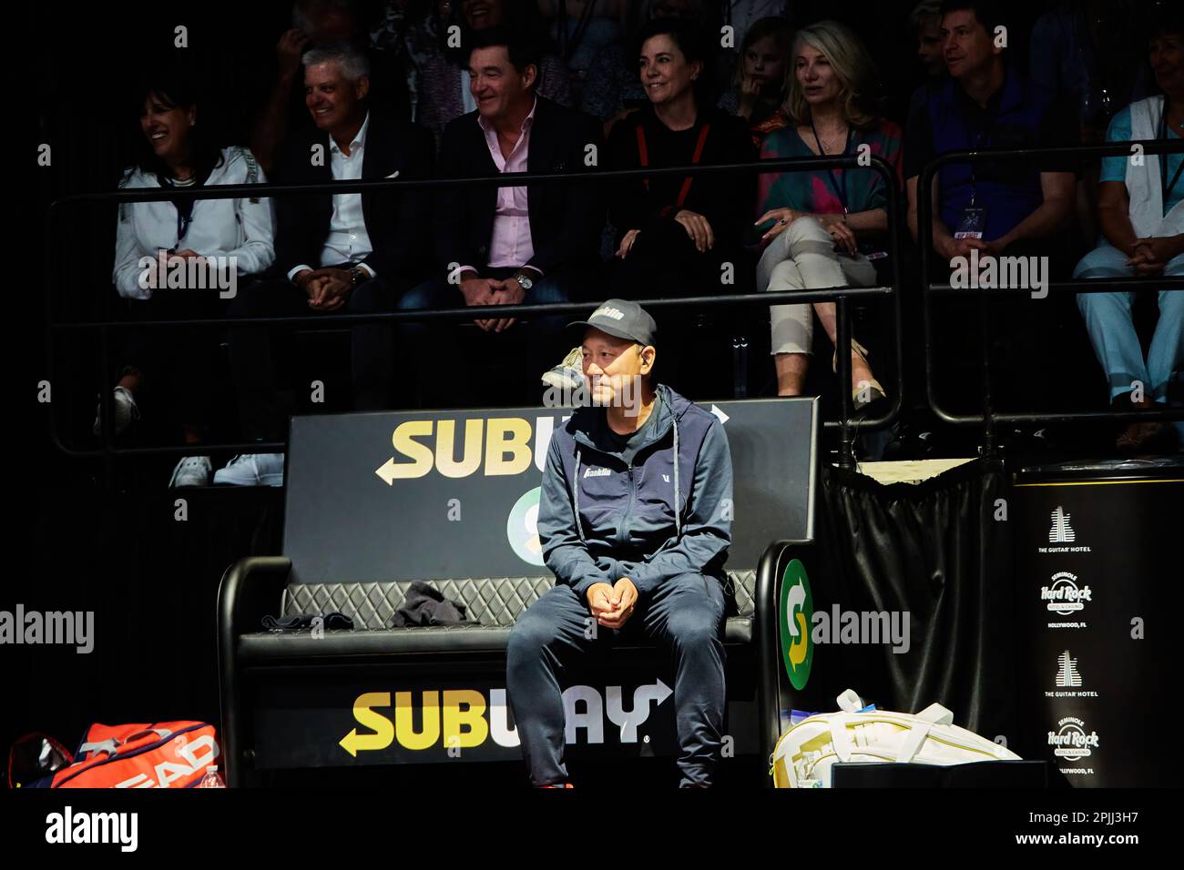 Hollywood, Florida, USA. 2. April 2023: Tennislegenden Andre Agassi, John McEnroe, Andy Roddick und Michael Chang während des Spiels in Pickleball Stockfoto